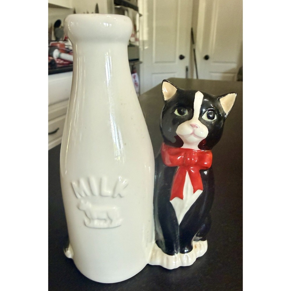 Vintage Ceramic Vase  6" Tall Black Cat and Milk Bottle  Vandor Design  Japan